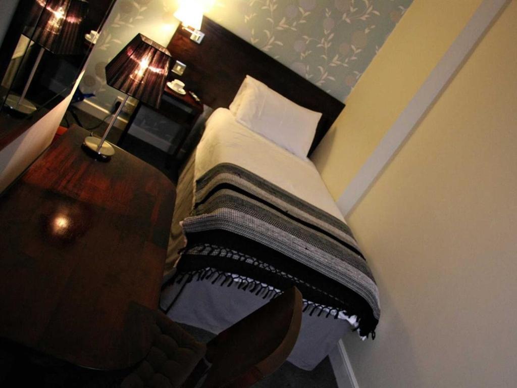 נורוויץ'' Hotel Belmonte חדר תמונה